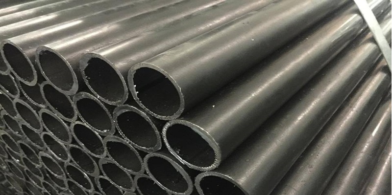 thép ống đen phi 90