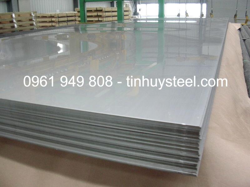 thép tấm cán nóng