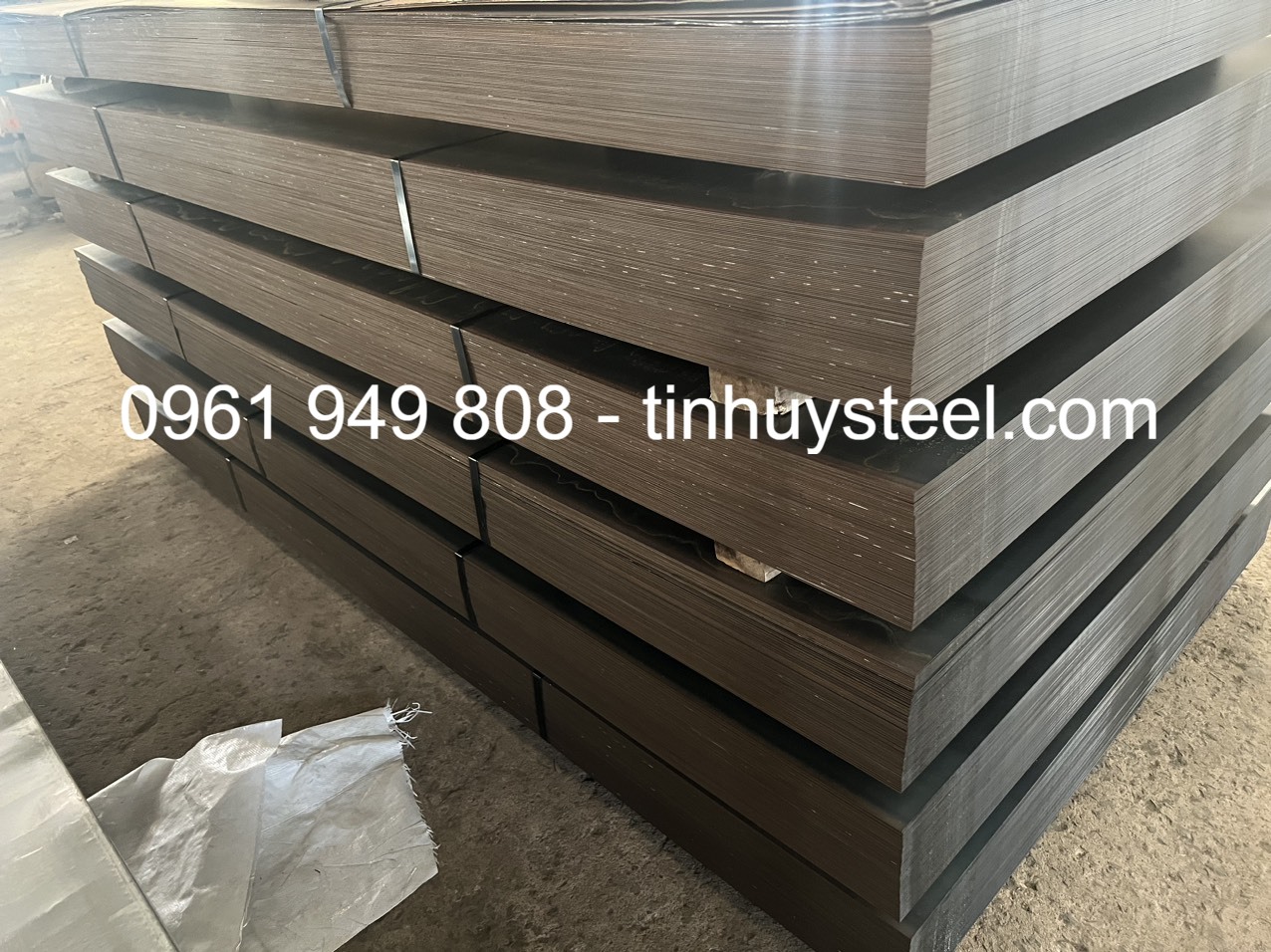 thép tấm cán nóng