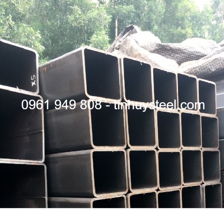 Thép vuông đen 200x200